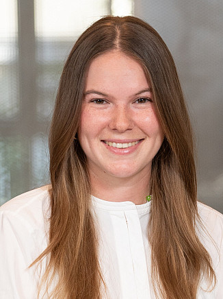 Alina Stephanie Bone-Winkel